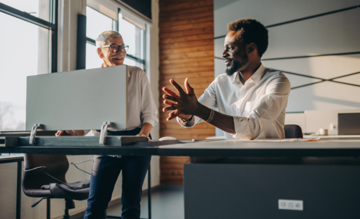 séance de gestes et postures dans un bureau avec un consultant